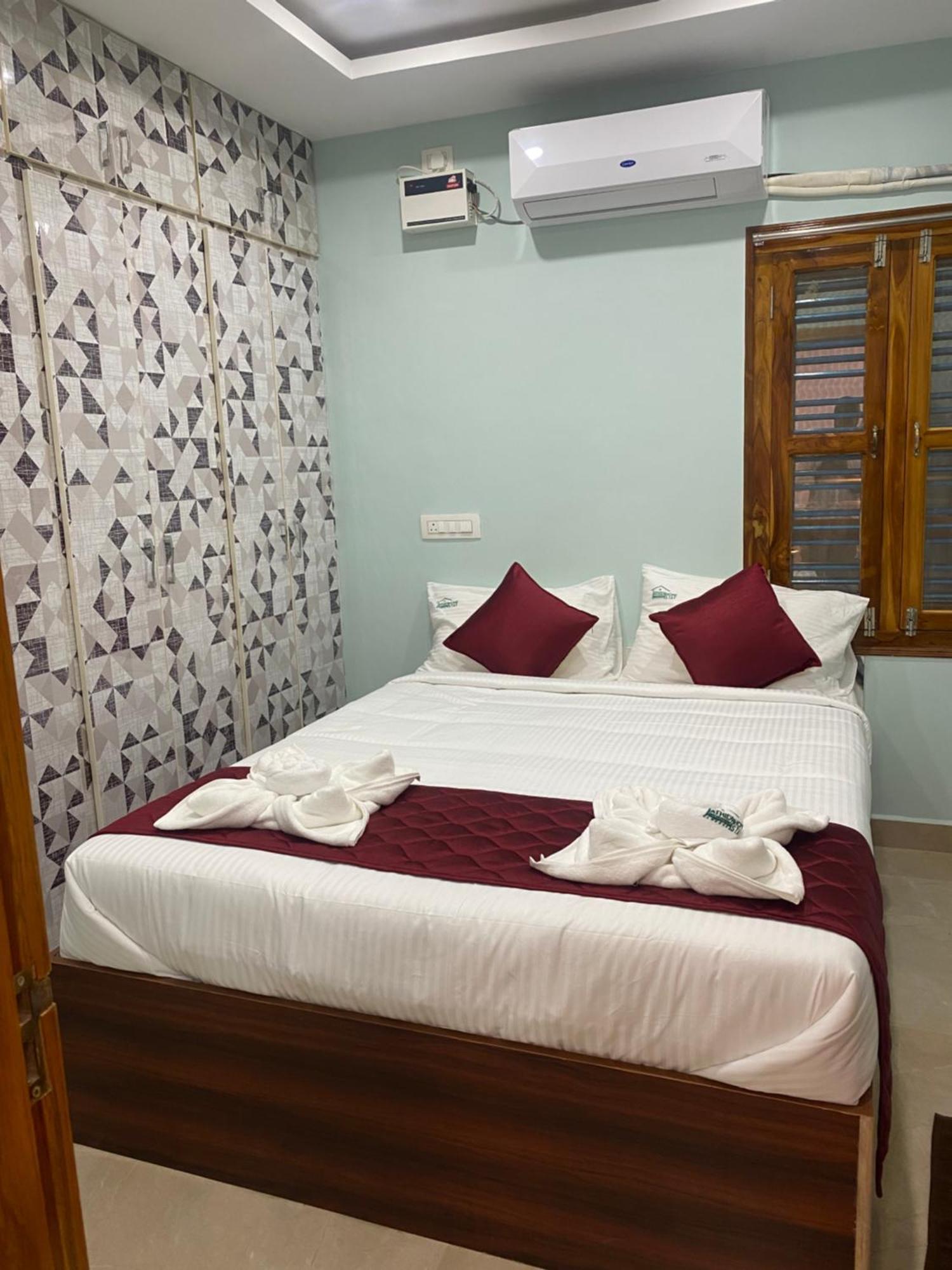 Athidi Luxury Home Stay Tirupati Kültér fotó