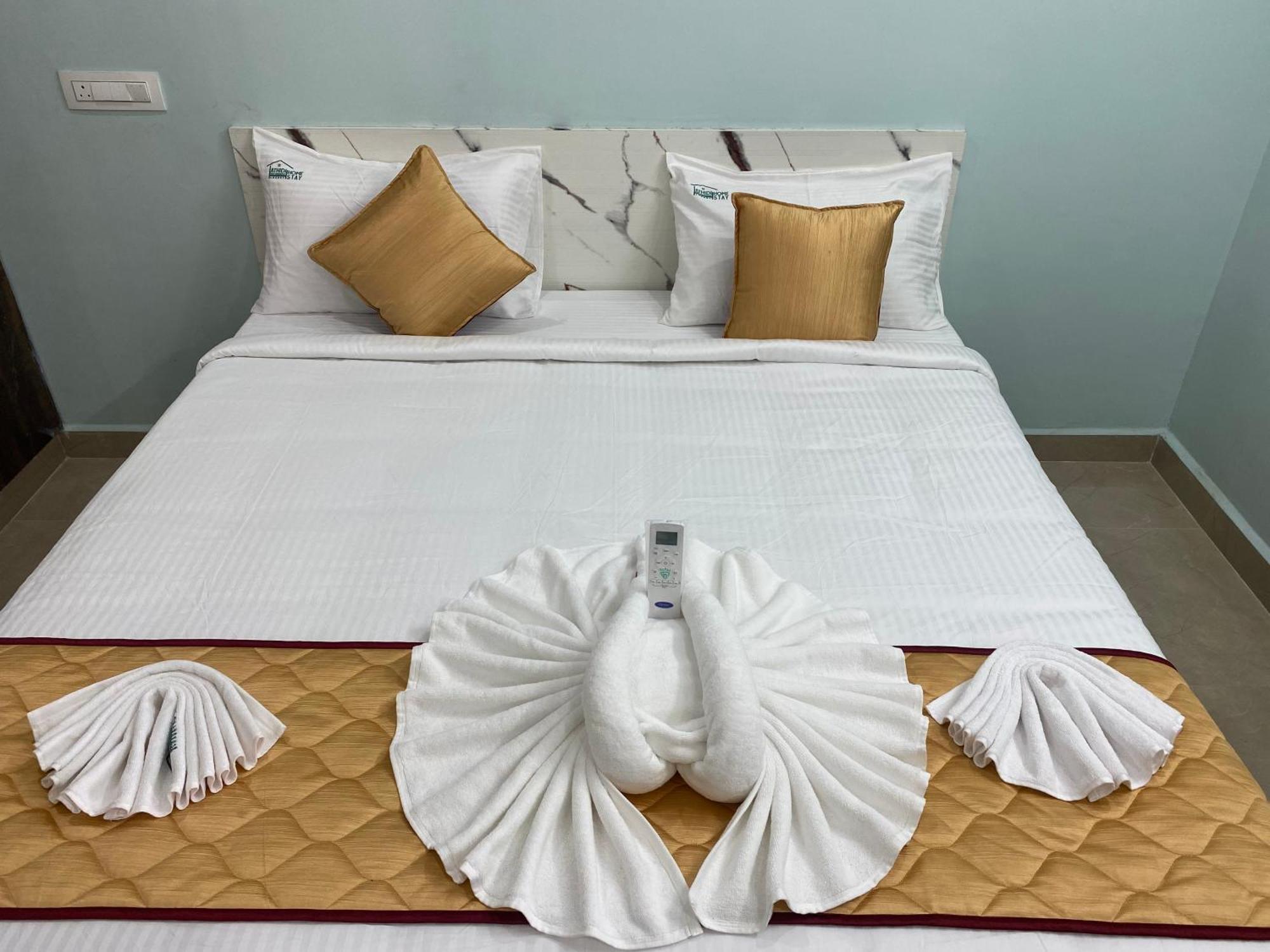 Athidi Luxury Home Stay Tirupati Kültér fotó